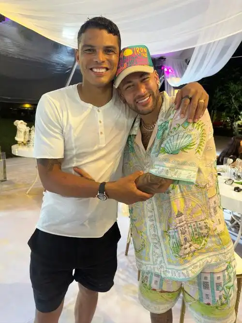 曼联当前亟 曼联当前亟