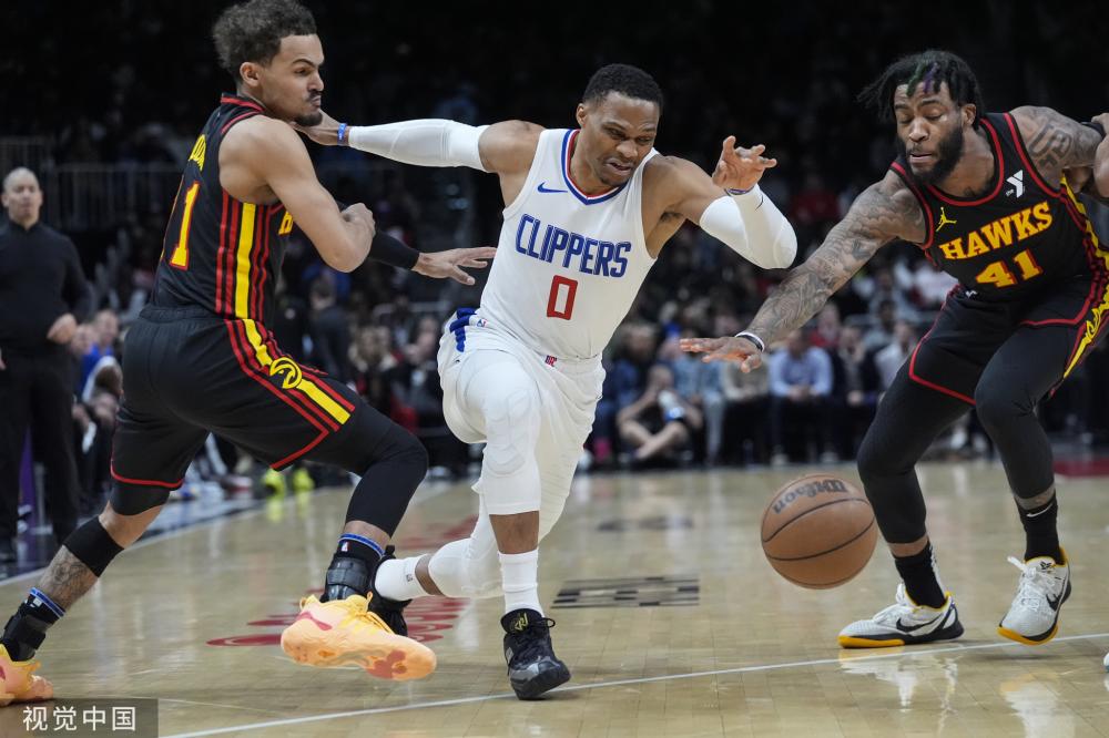 都让人对其 都让人对其